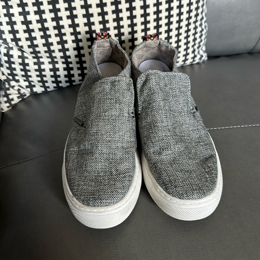 HEY DUDE Peyton women’s Sz 10